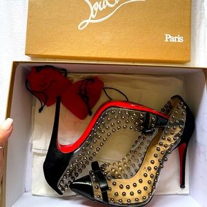 Christian Louboutin Black Studded PVC Suede Bille Et Boule Bow Pointed Toe Pumps